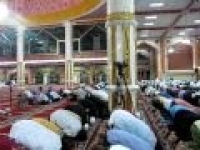 Mufti Menk Leading Isha Salah