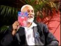 Sheikh Ahmed Deedat In The Spot Light (8/13