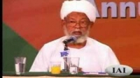 raising hands to make dua after fard prayer - jafar idrees