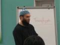 Sheikh Feiz - 3S32 : Q3. Both Allah's hands are right?