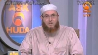 Giving zakah in food and not saying its zakah - Sheikh Muhammad Salah