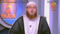 Difference between reading and listening of the Quran - Sheikh Dr. Muhammad Salah