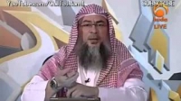 Can I read the Quran from somewhere wile in the salah - Shaykh Assim Al Hakeem